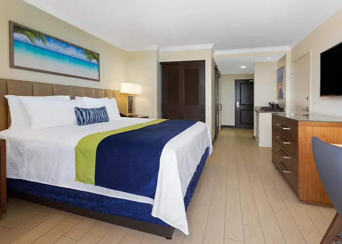 Wyndham Deerfield Beach Resort